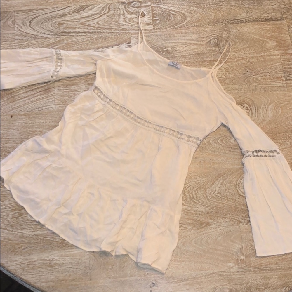 Tobi cream bohemian top cold shoulder medium